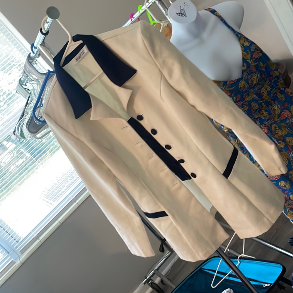 Habit coat